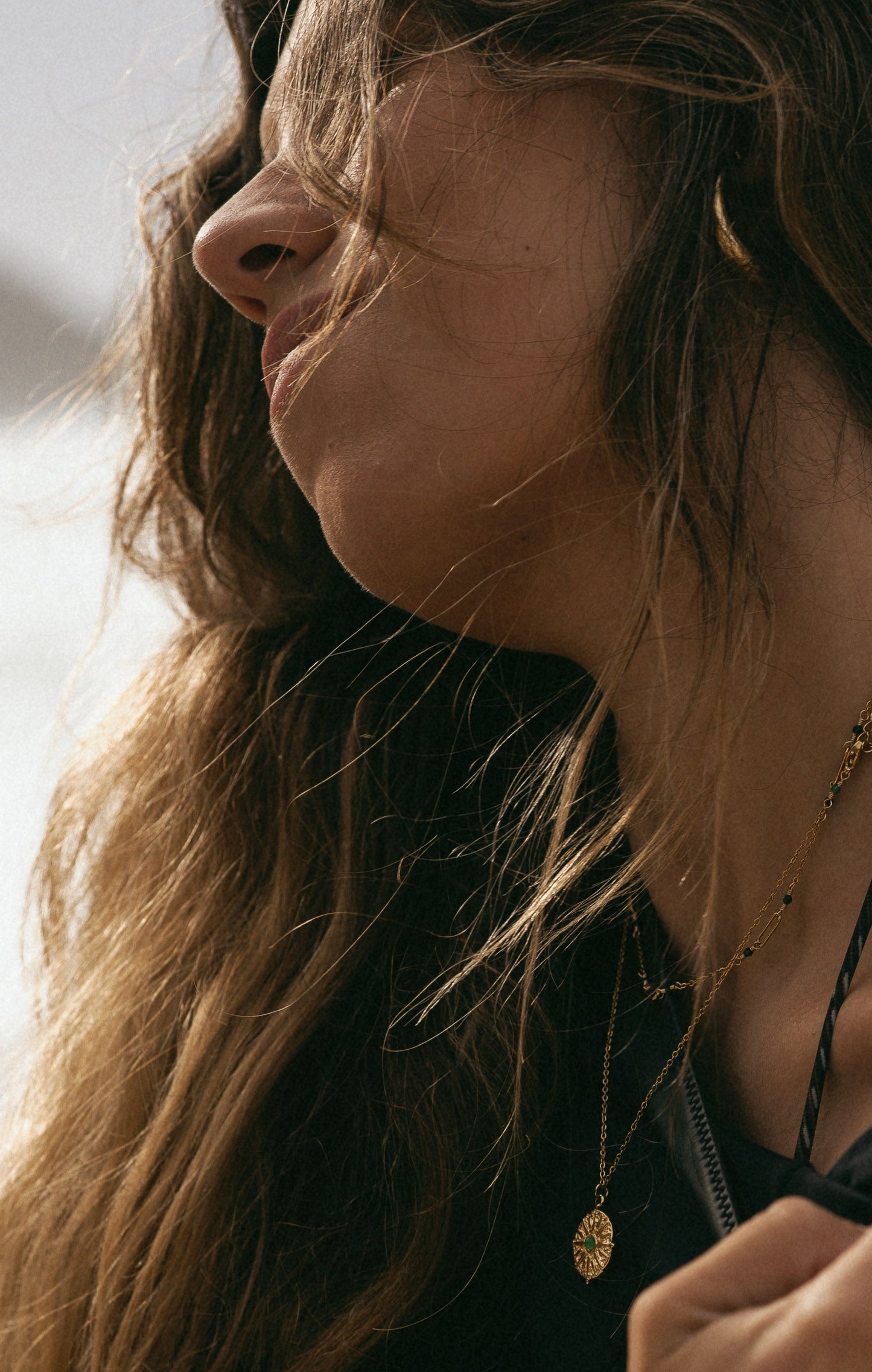SUN PENDANT NECKLACE - JADE
