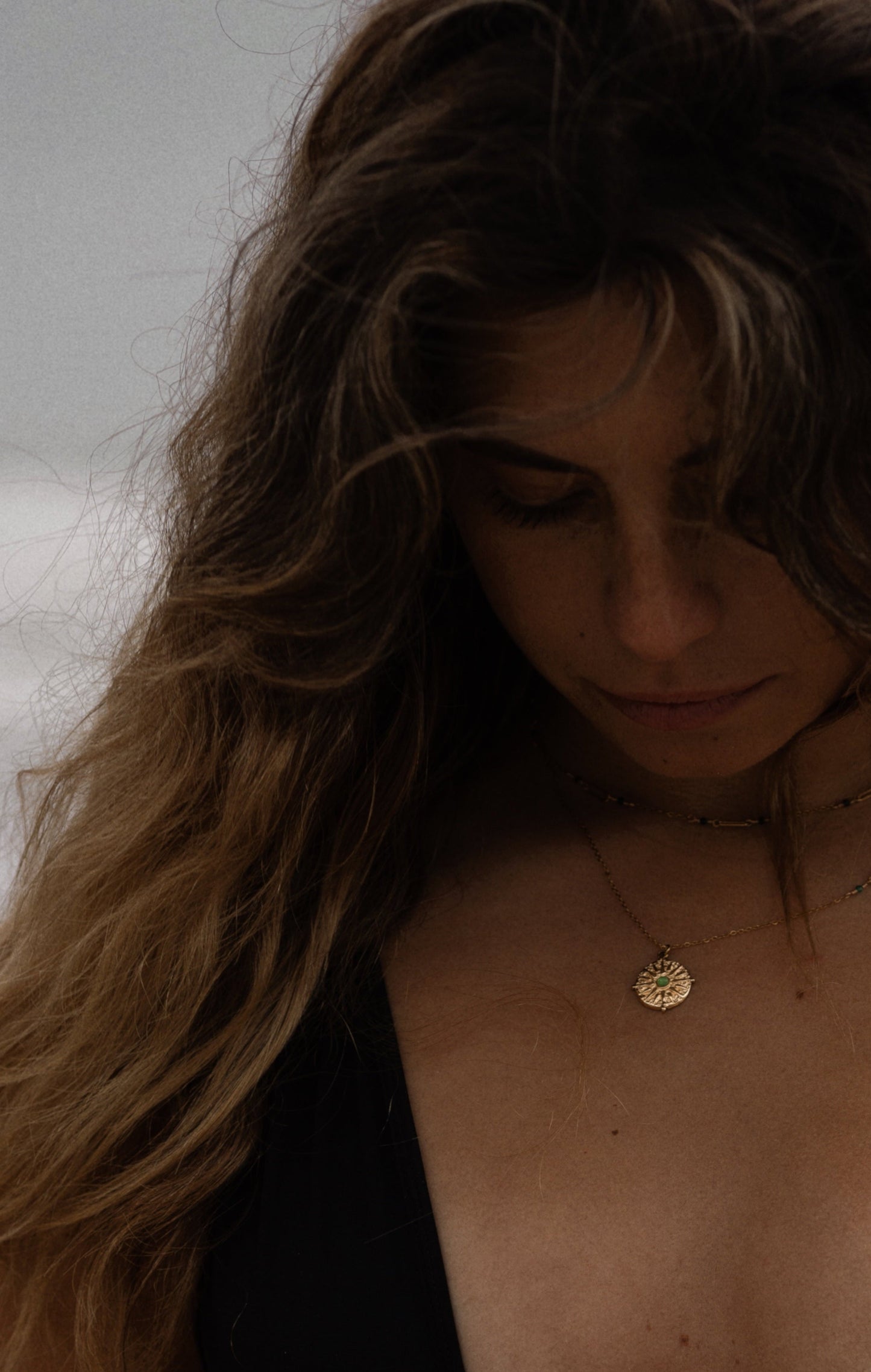 SUN PENDANT NECKLACE - JADE