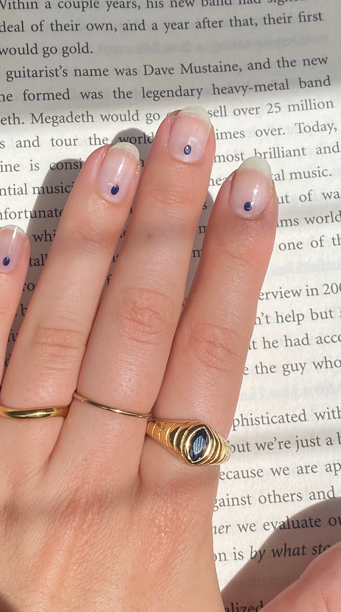 BLACK ZIRCONIA RING