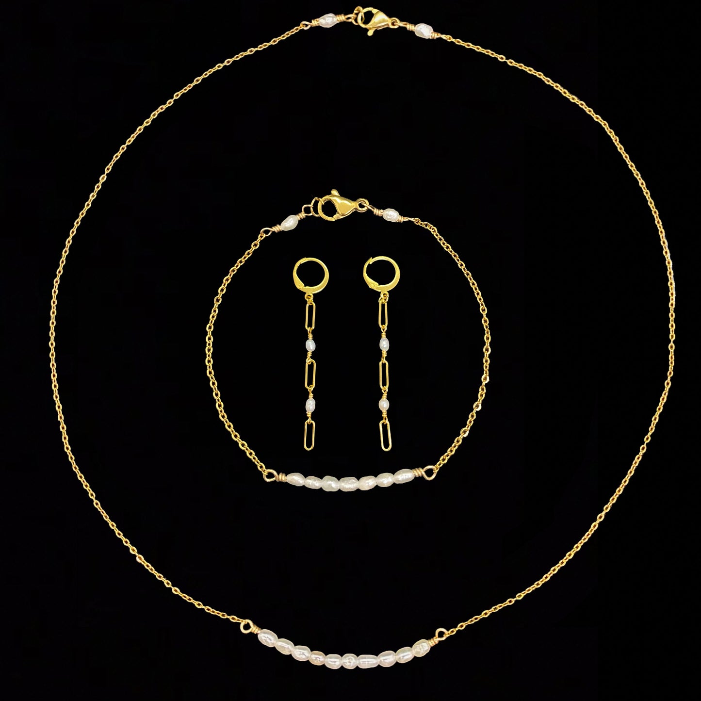 CIERLO SET - FRESHWATER PEARL - NECKLACE, EARRINGS, BRACELET