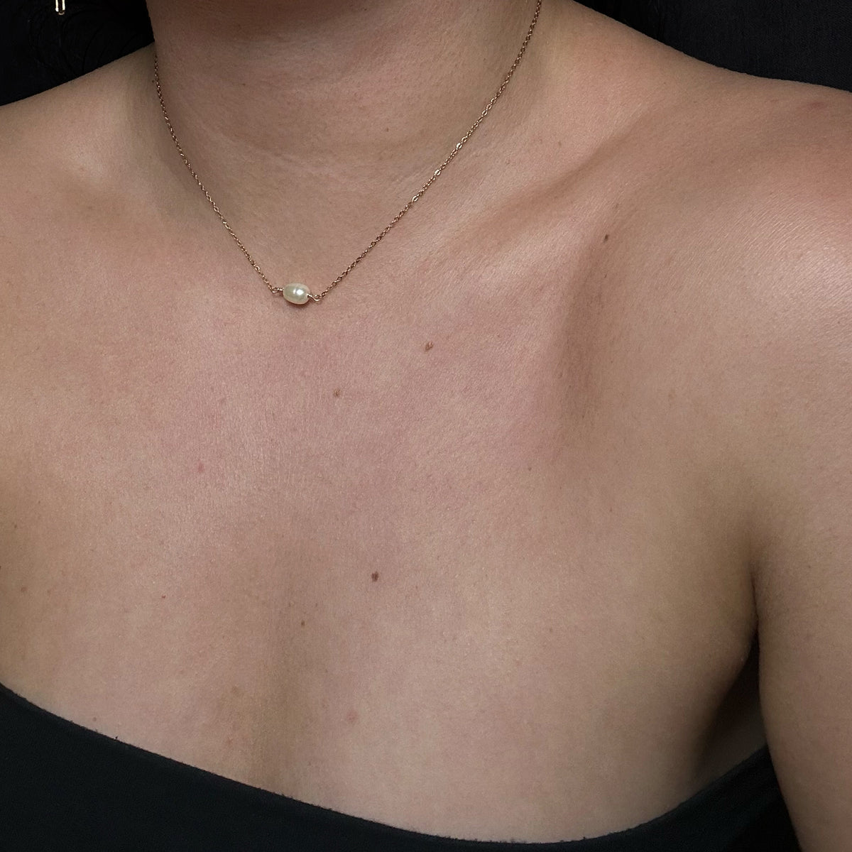 SINGLE PEARL NECKLACE