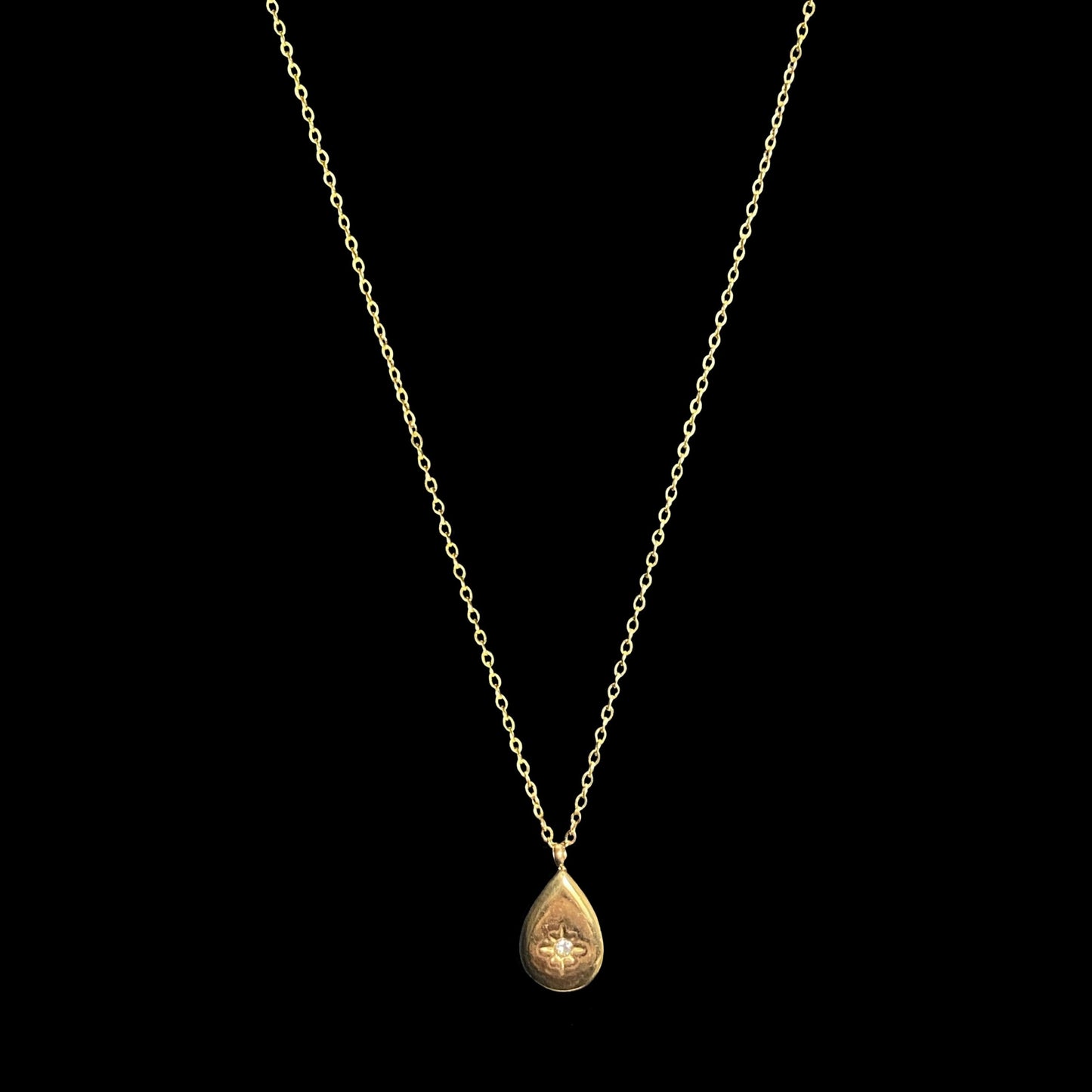 TEARDROP PENDANT