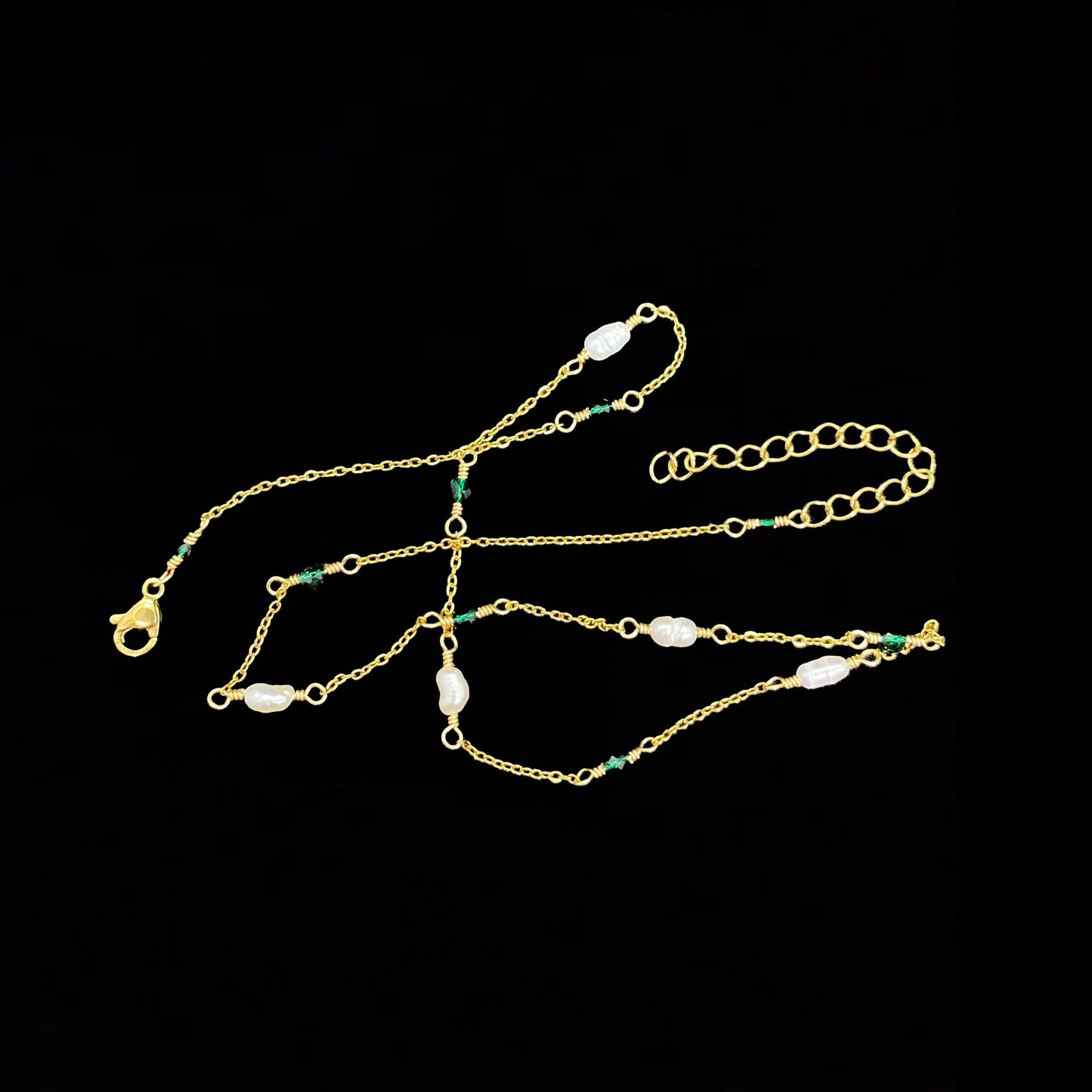 CASSIOPEIA NECKLACE - PEARL & EMERALD