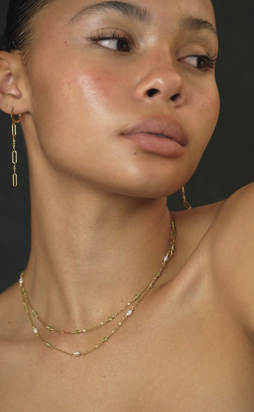 CASSIOPEIA NECKLACE -  PEARL & PERIDOT