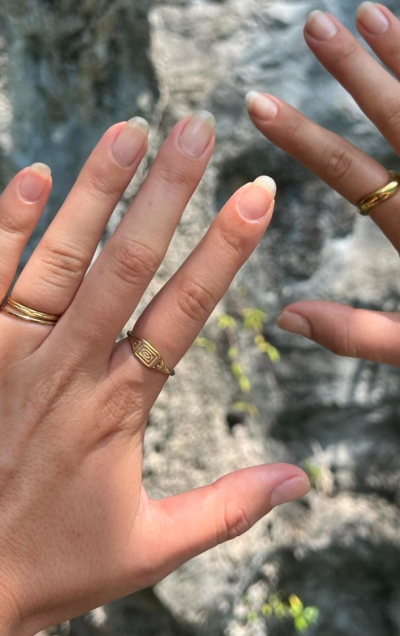 GEOMETRIC RING