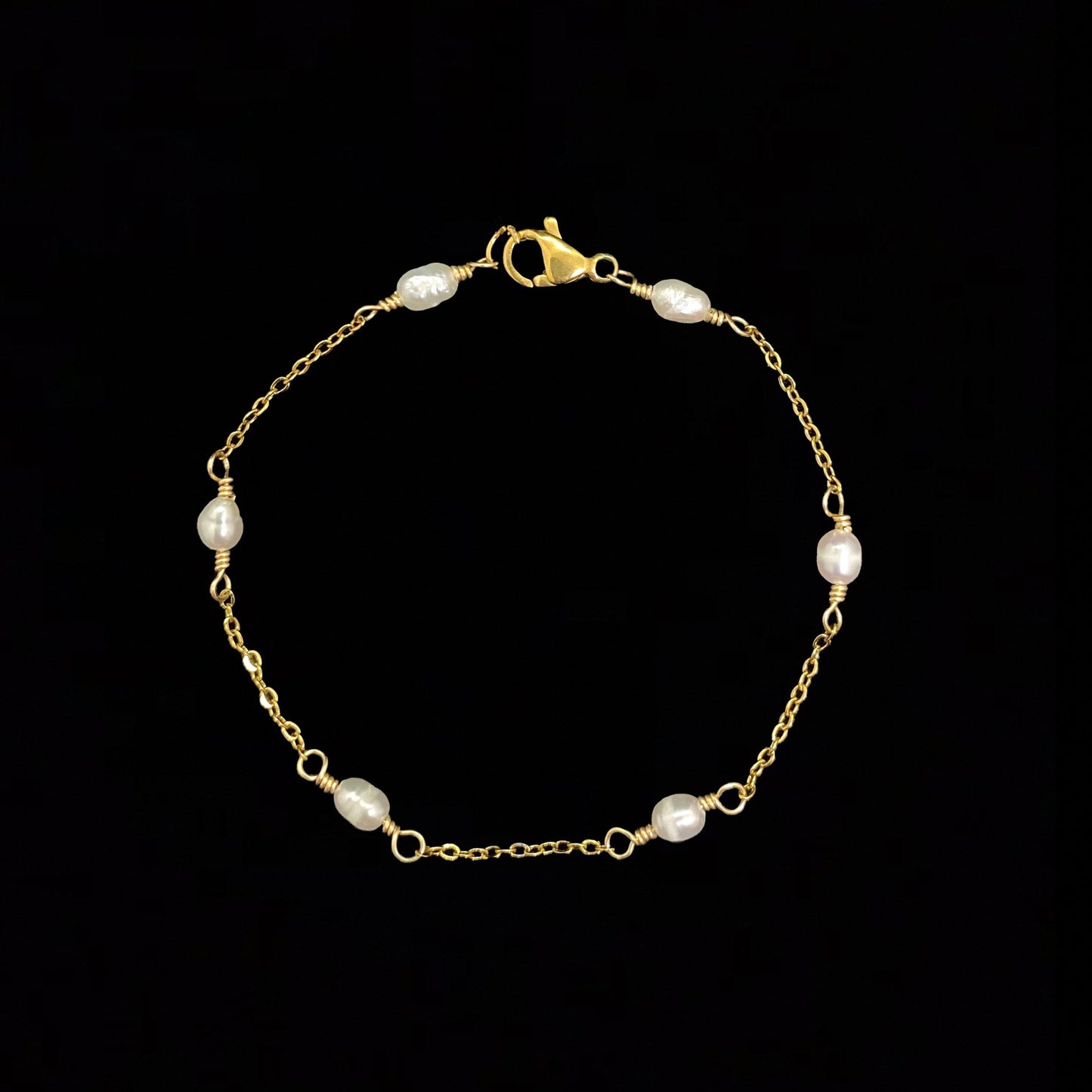 IZA SET - FRESHWATER PEARL - NECKLACE, EARRINGS, BRACELET