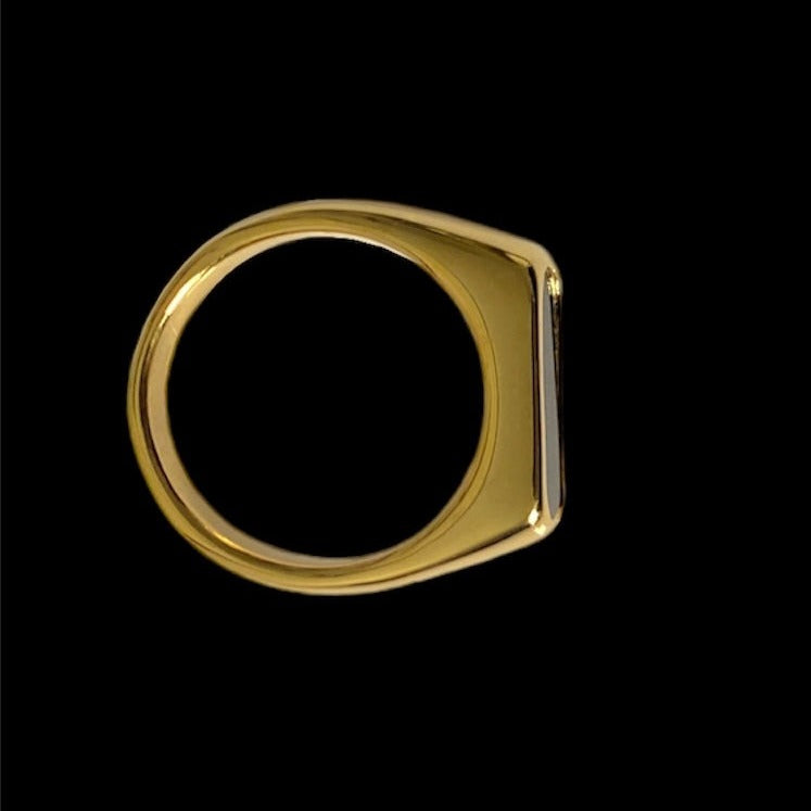 WHITE SHELL RING