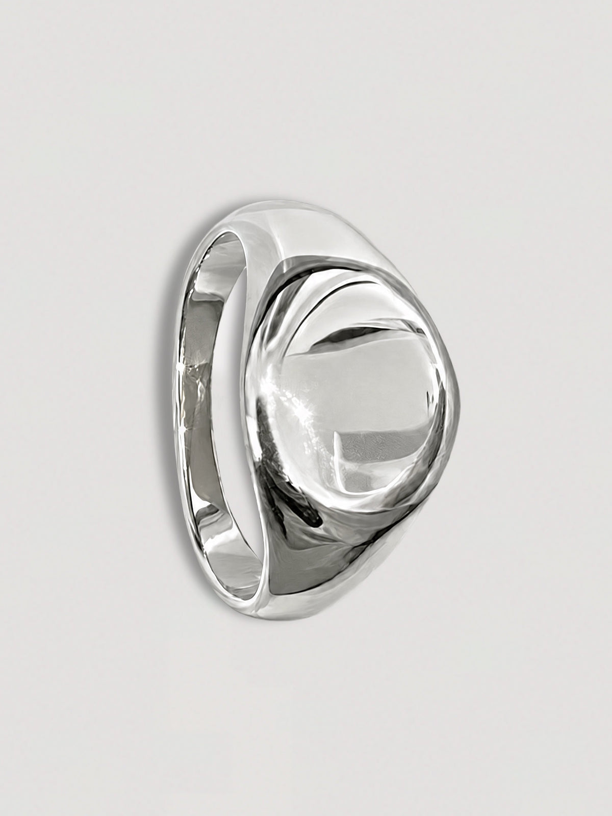 CIRCULAR SIGNET RING - STAINLESS STEEL