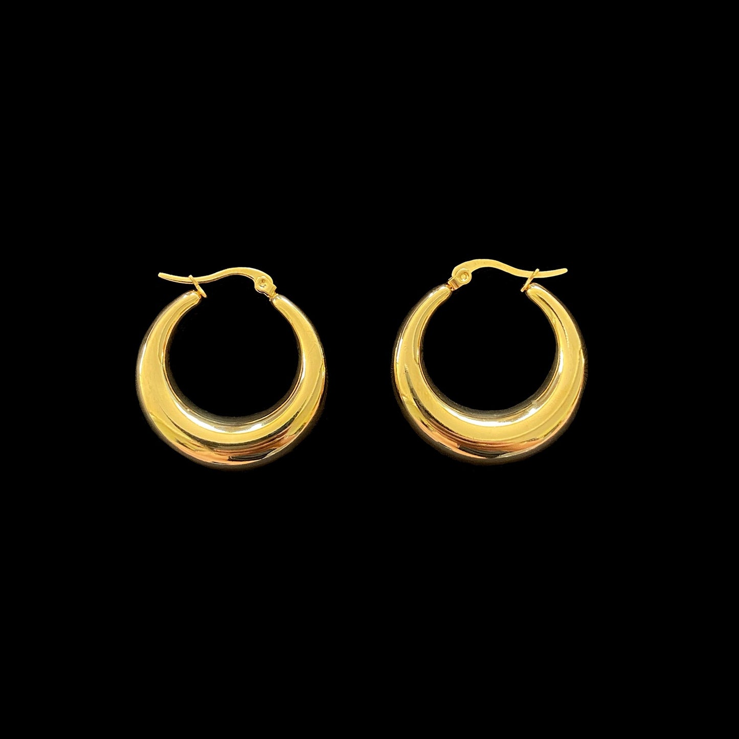 STATEMENT GOLD HOOP EARRINGS
