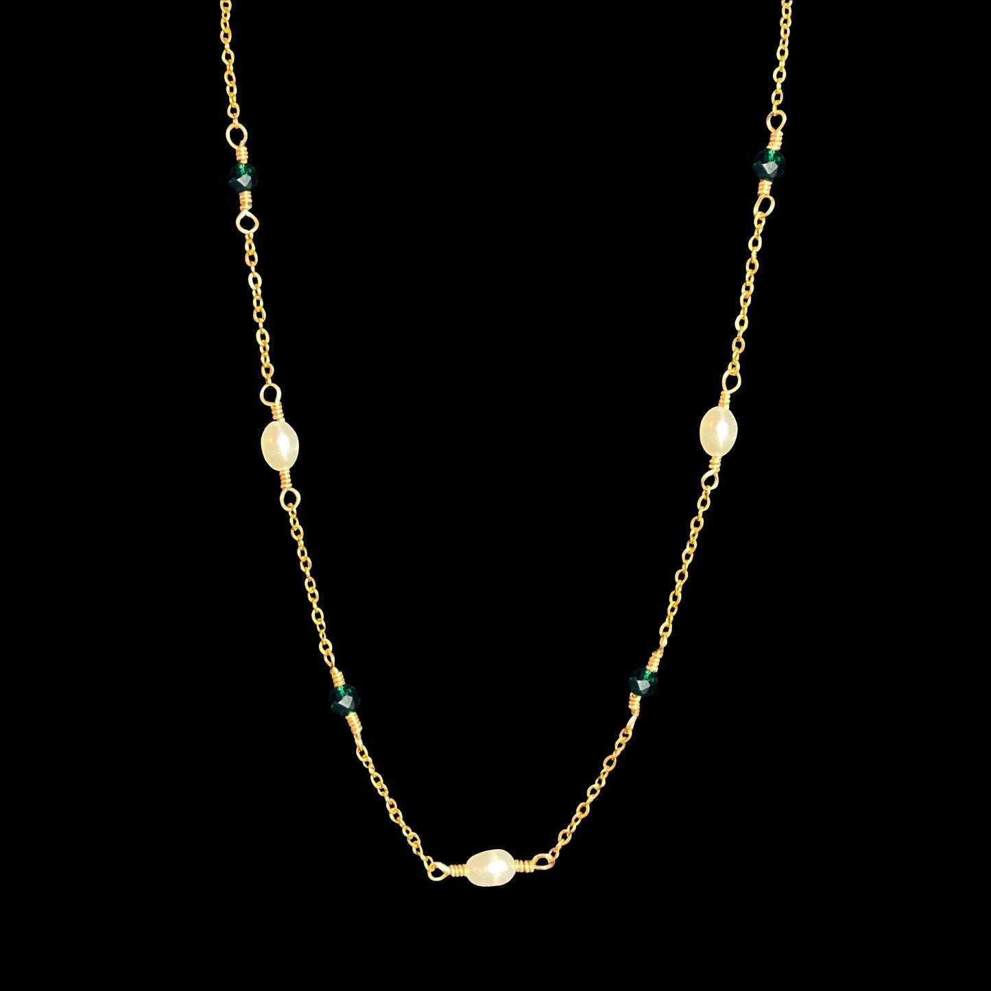 CASSIOPEIA NECKLACE - PEARL & EMERALD