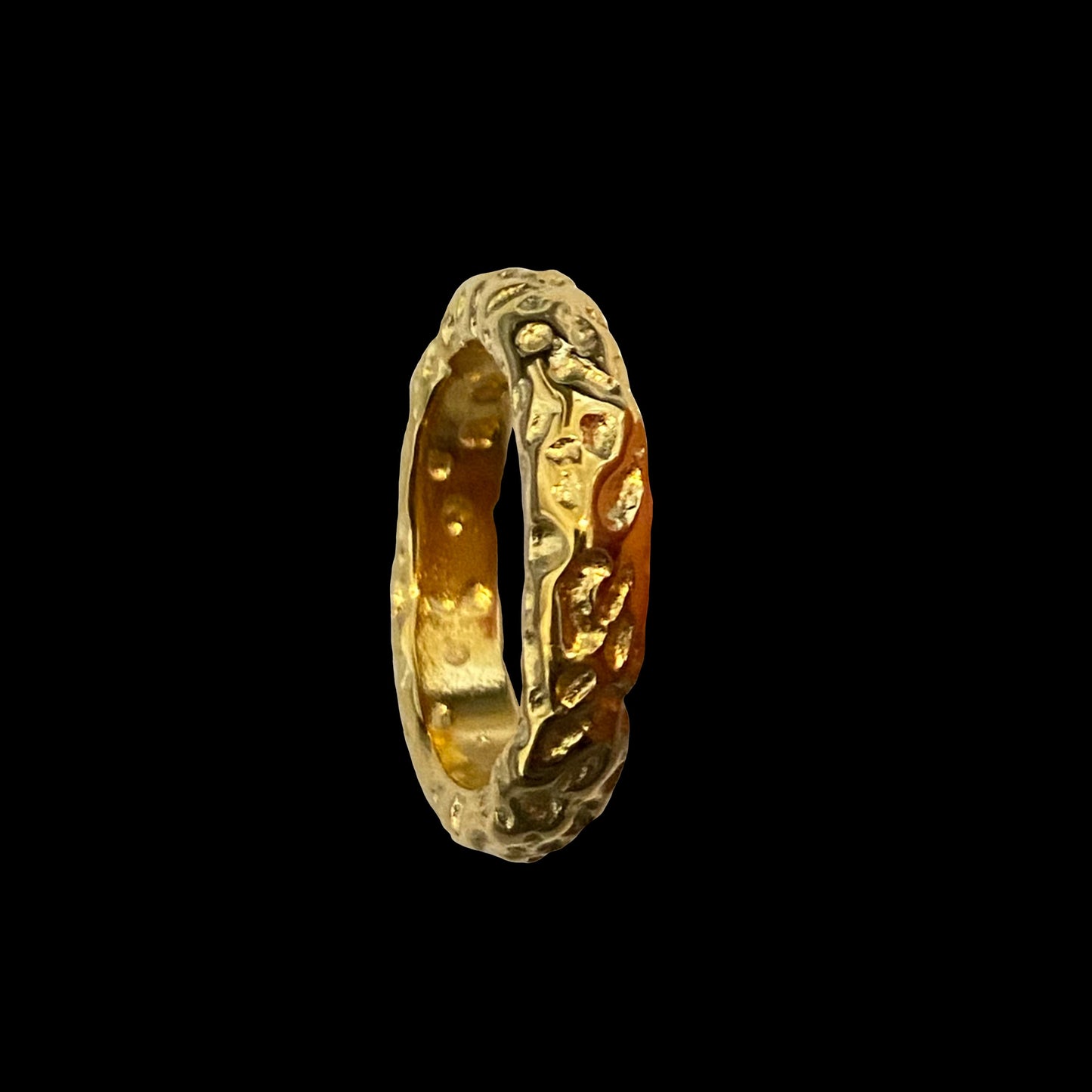 HAMMER TEXTURED RING