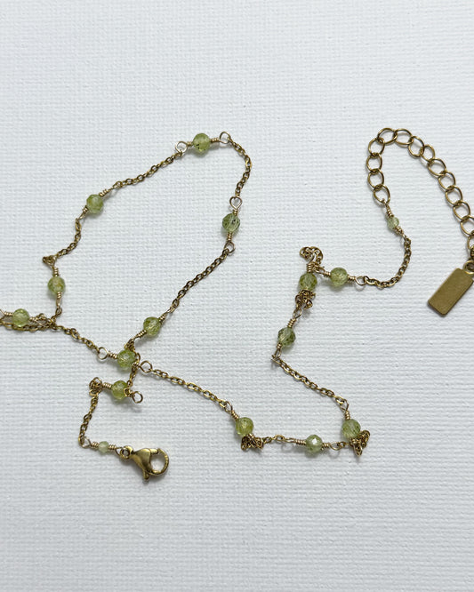 IZA NECKLACE - PERIDOT