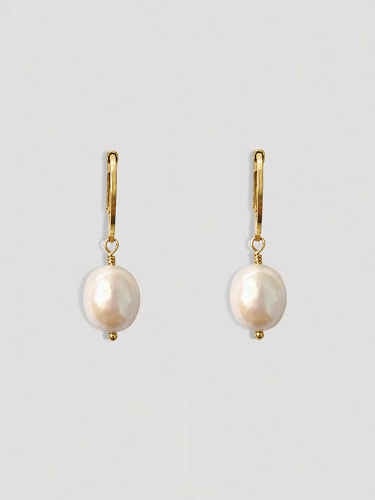 CLASSIC FRESHWATER PEARL EARRINGS - LARGE