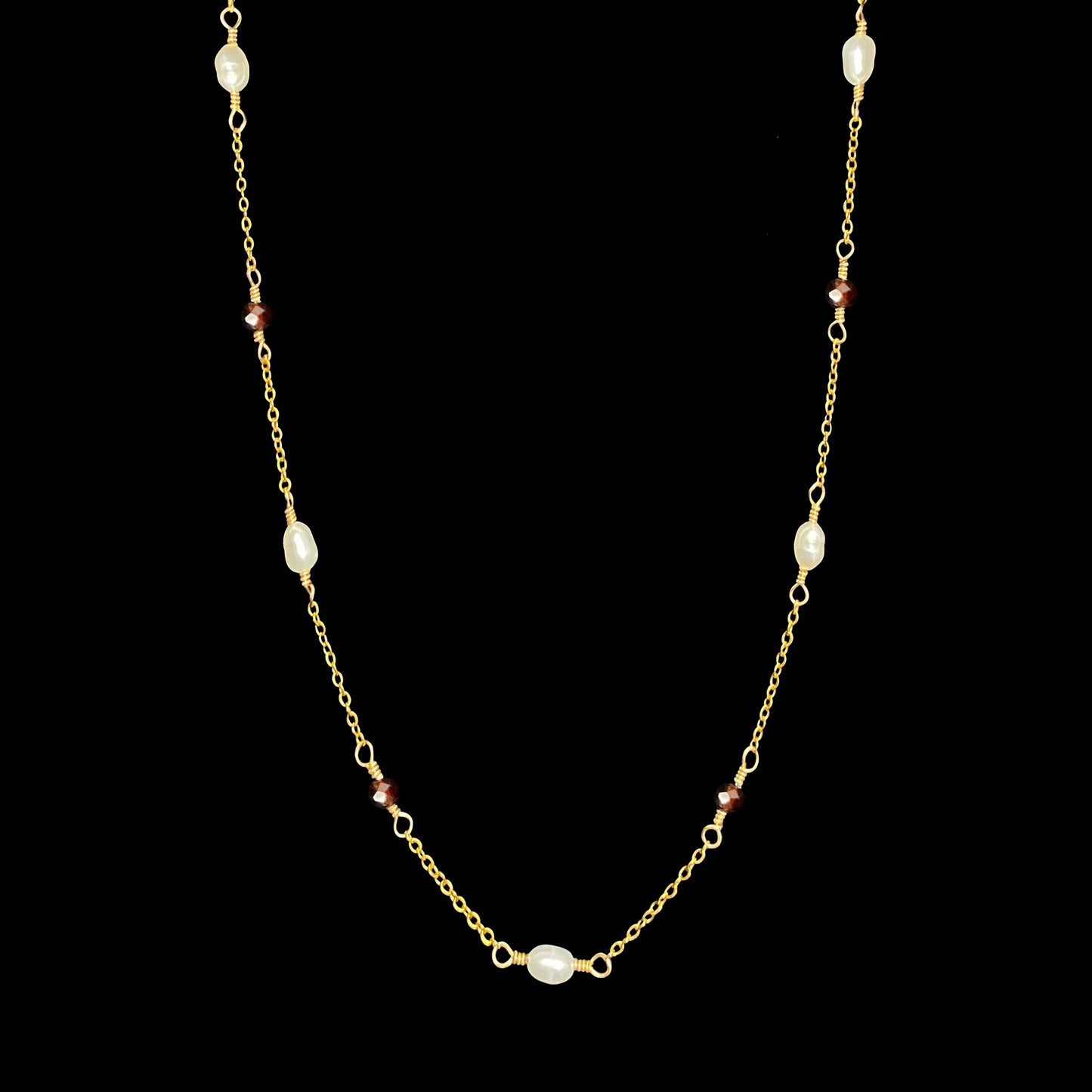 CASSIOPEIA NECKLACE - PEARL & ORANGE GARNET
