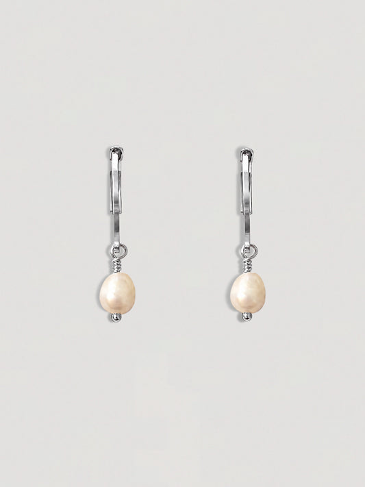 CLASSIC FRESHWATER PEARL SILVER EARRINGS - SMALL