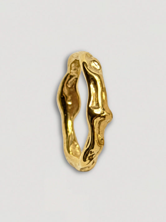 TEXTURED GOLD RING