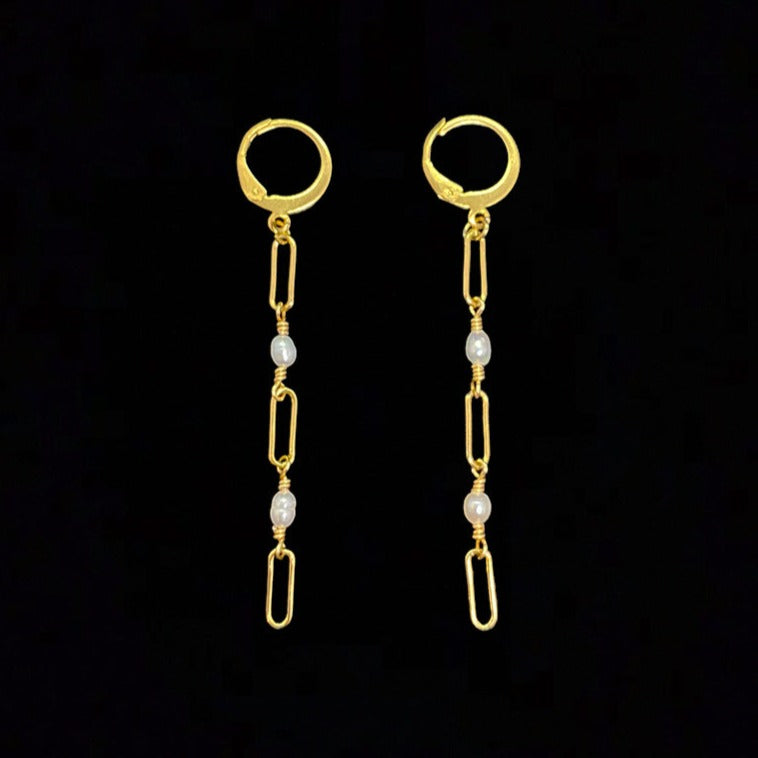 VELA EARRINGS - FRESH WATER PEARLS